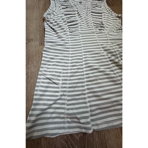 Lululemon|Run Stay on Course Tank|Grey/White Stripe|SZ‎ 6 - Picture 5 of 8